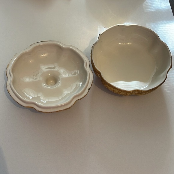 Vintage 22K Gold Hand Decorated Weeping Bright Gold Pumpkin Candy Dish - Picture 2 of 6